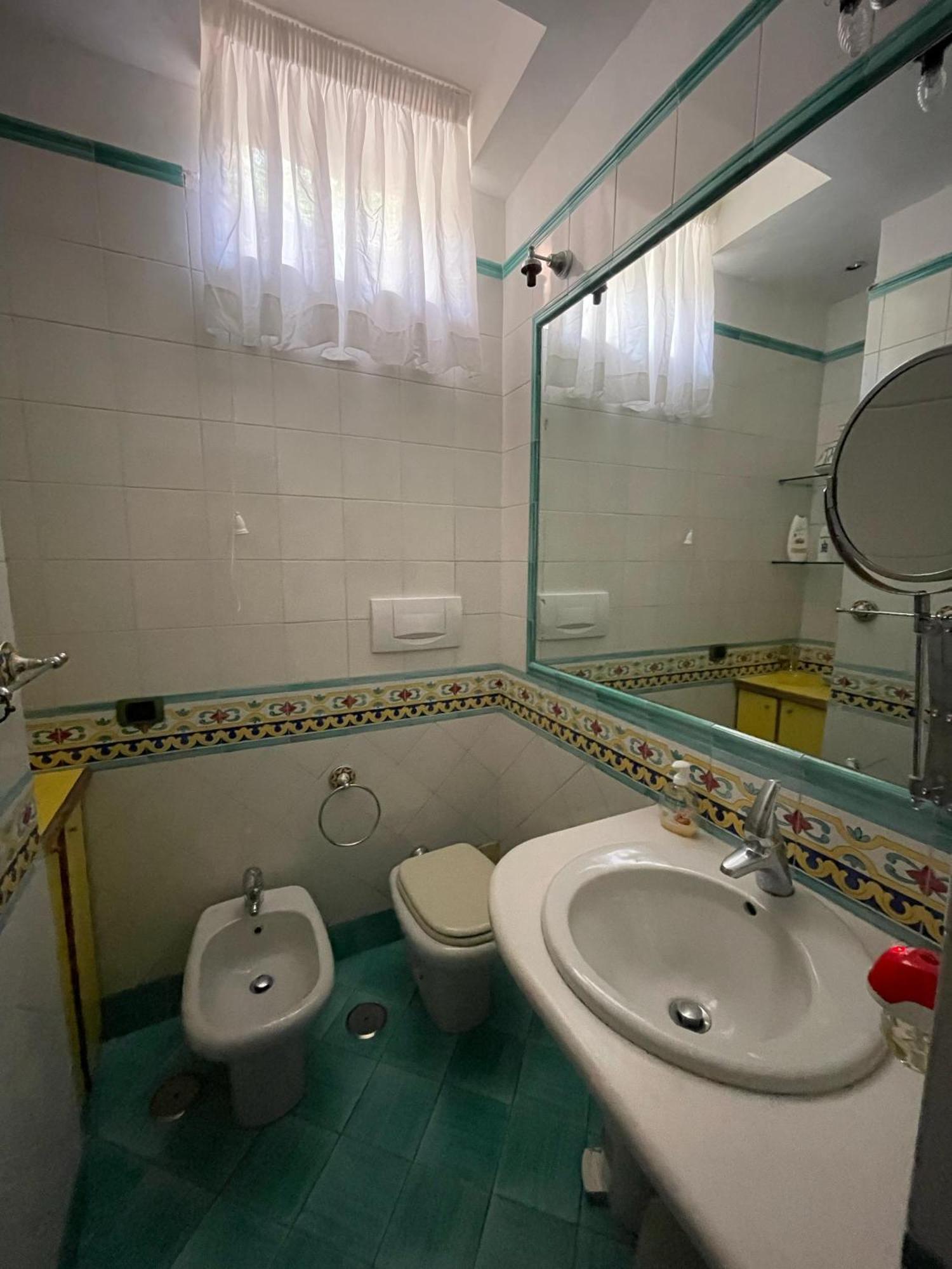 Nella Curva Della Funicolare, Apartment *